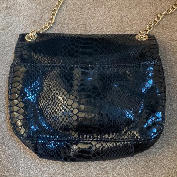 Authentic Michael Kors Crossbody Bag - Picture 4 of 10